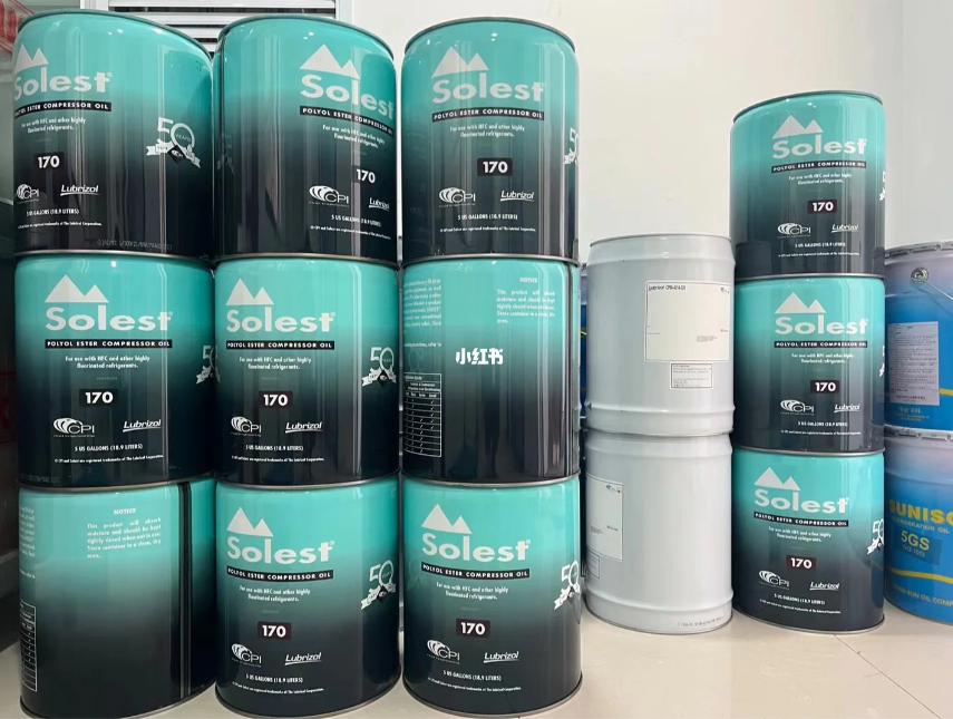 Factors to consider when selecting refrigeration oil