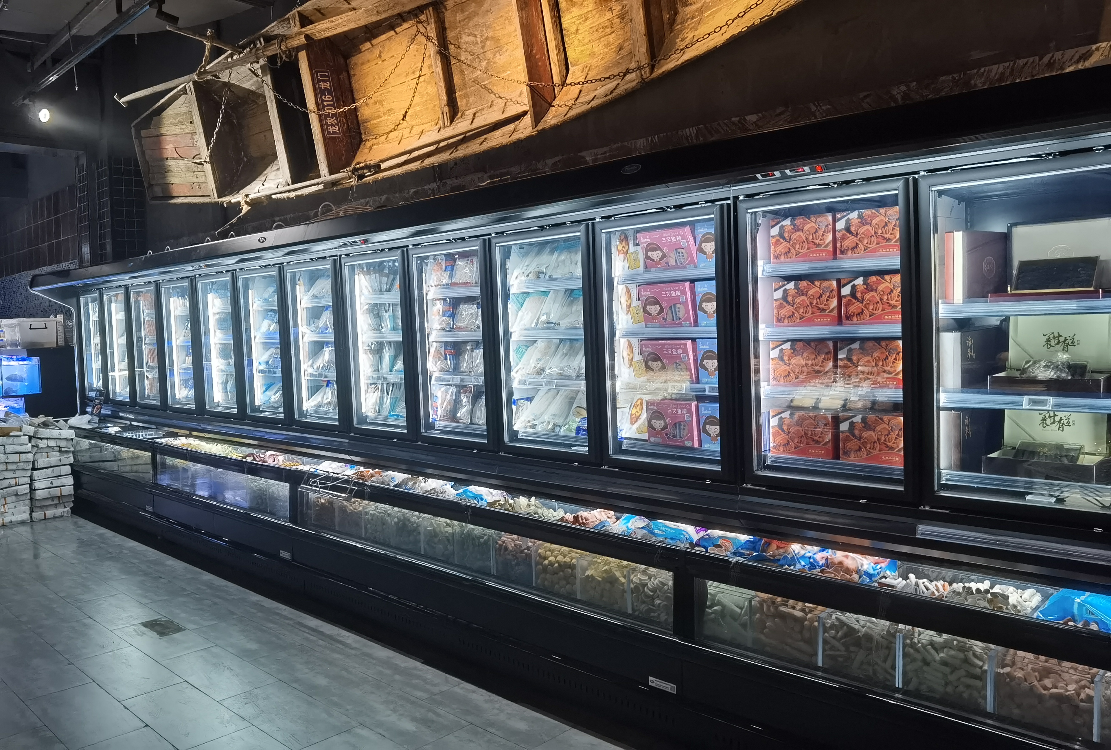 Cold cabinet temperature is prone to the phenomenon of high